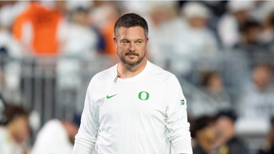 Oregon Ducks Land Four-Star Linebacker Recruit Over Texas, Michigan